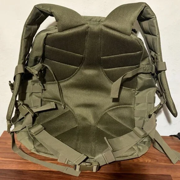 HIGHLAND TACTICAL Foxtrot backpack + Added items Lot - Picture 6 of 14